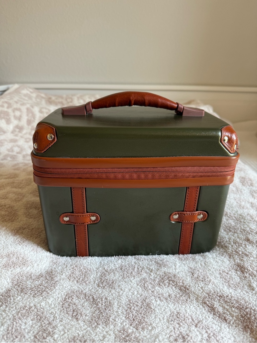 Mark & Graham Olive and Brown Leather-Trim Train Case